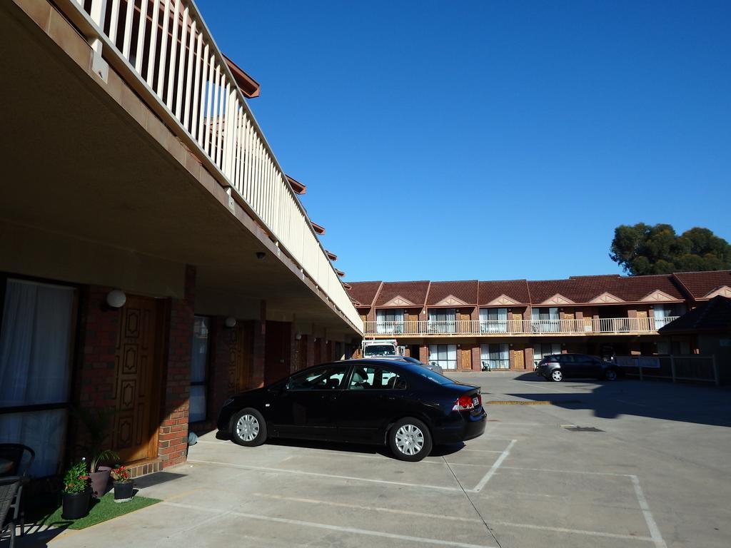 Monte Villa Motor Inn Мельбурн Экстерьер фото